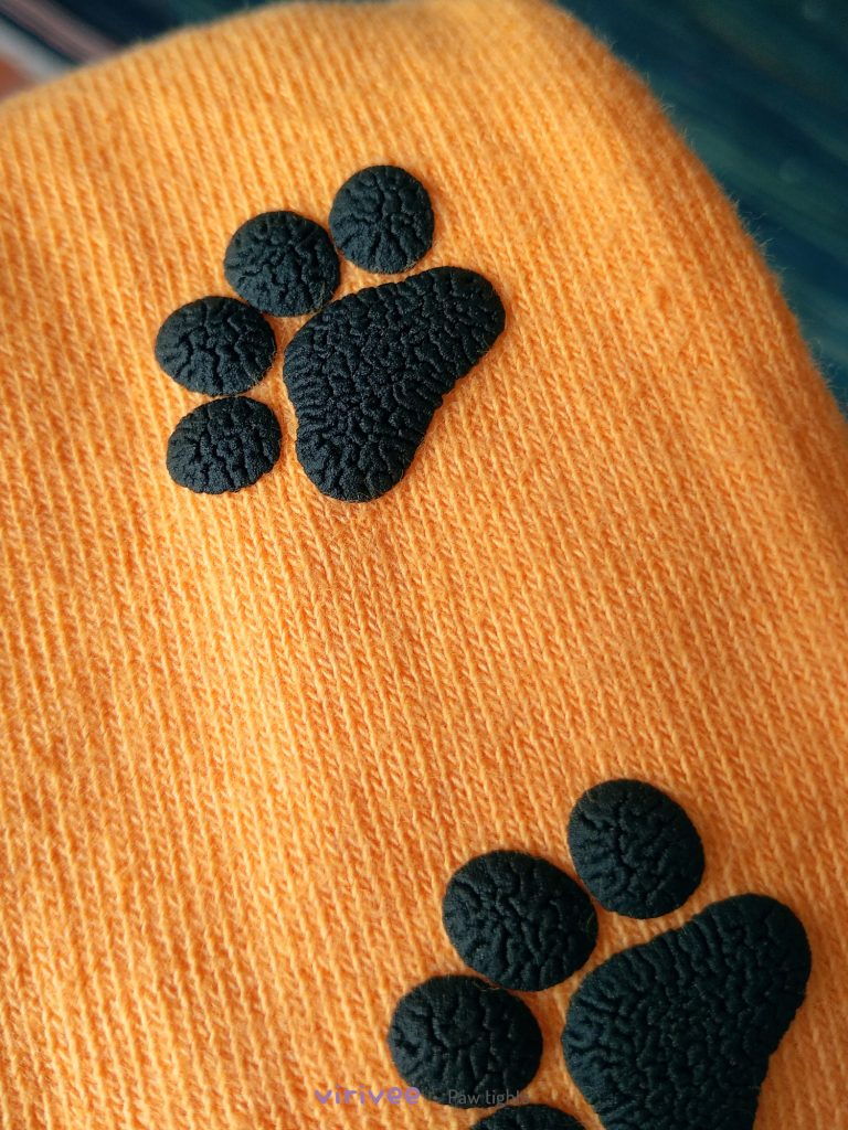 Cat paw print tights